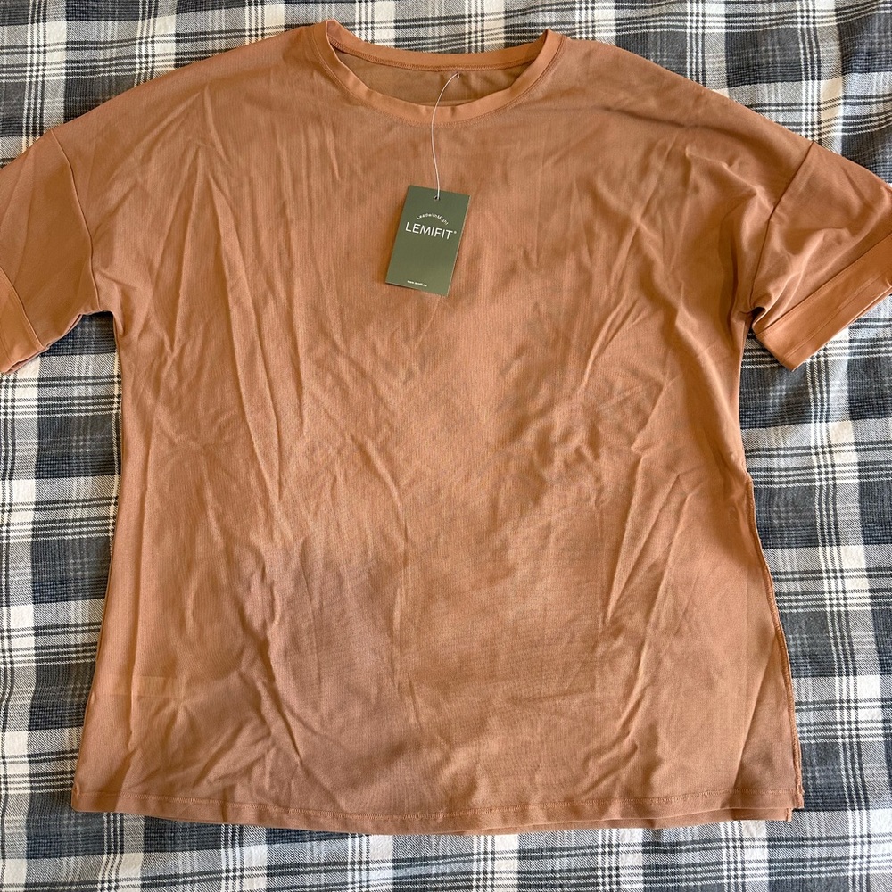 Small over sized mesh workout top